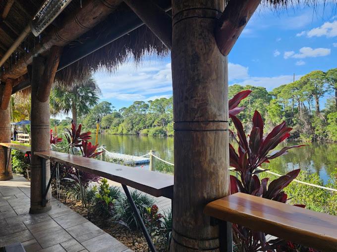 Cape Crossing Resort & Marina Merritt Island Bagian luar foto