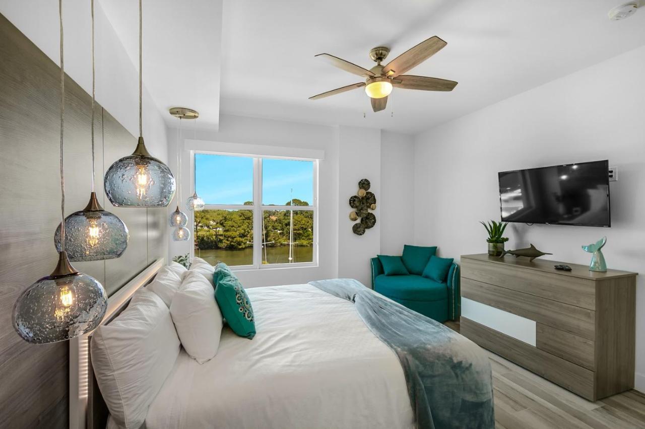 Cape Crossing Resort & Marina Merritt Island Bagian luar foto