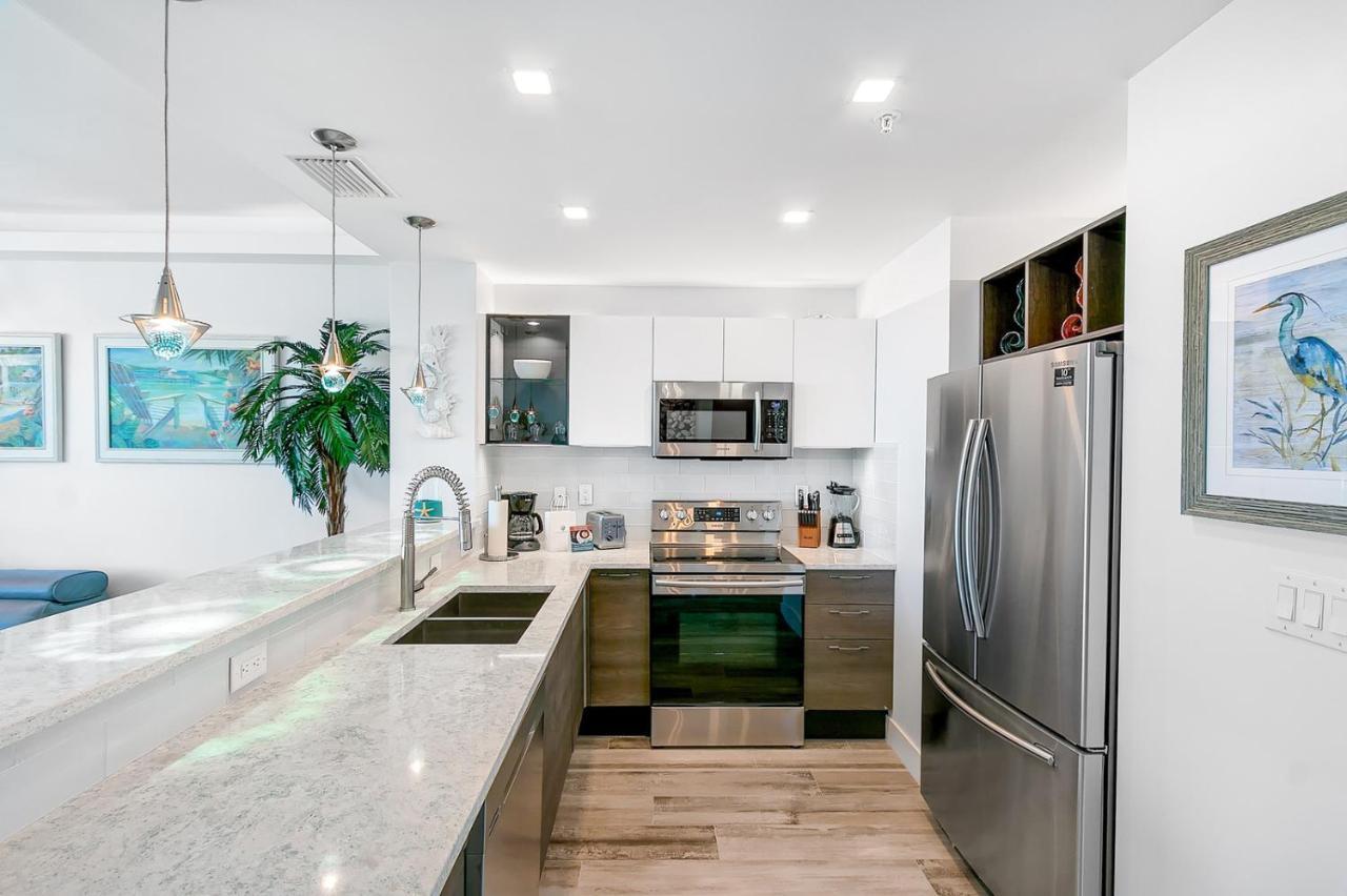 Cape Crossing Resort & Marina Merritt Island Bagian luar foto